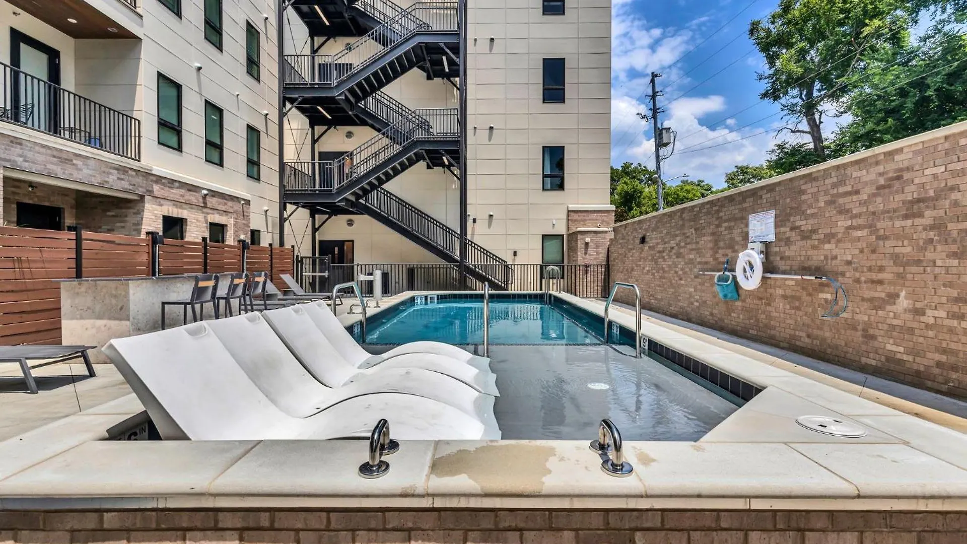 Charming Music Row Escape Villa Nashville Vakantiehuis